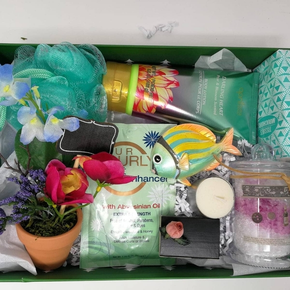 Mystery Boxes - Picture 10 of 16